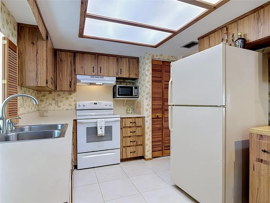 309 Wildwood Drive Edgewater FL 32132