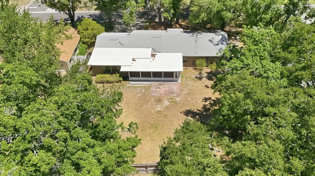 13808 Cherry Brook Lane Tampa FL 33618