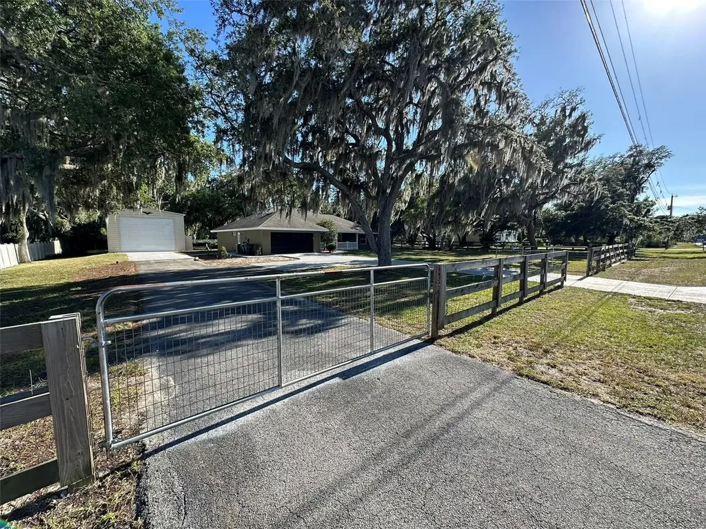 203 Kent Road Lakeland FL 33809