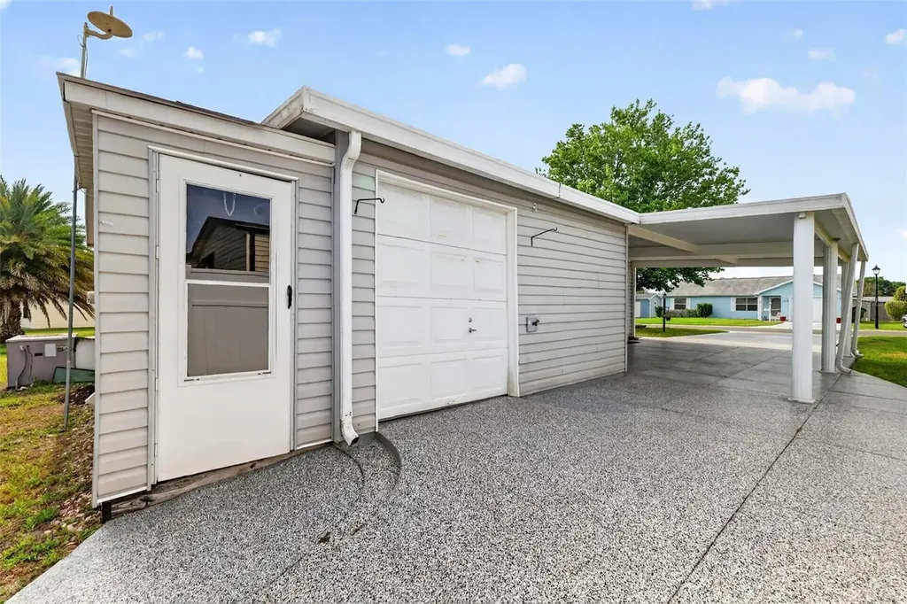 728 Prado Drive Lady Lake FL 32159