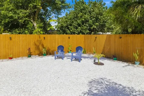 2549 19th Street Sarasota FL 34234