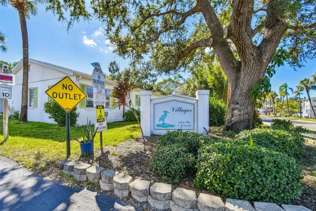 6072 Arlene Way Bradenton FL 34207