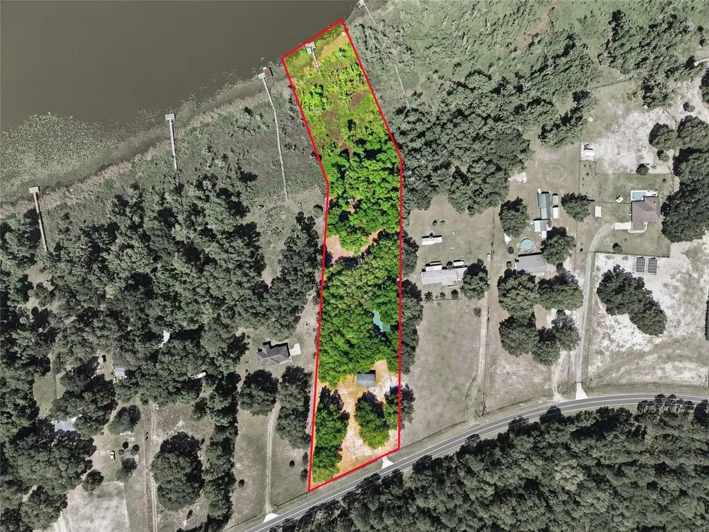3980 SE 183rd Avenue Road Ocklawaha FL 32179