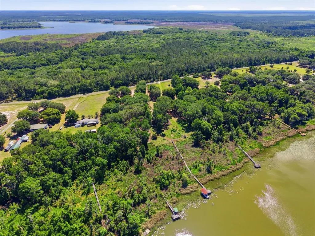 3980 SE 183rd Avenue Road Ocklawaha FL 32179
