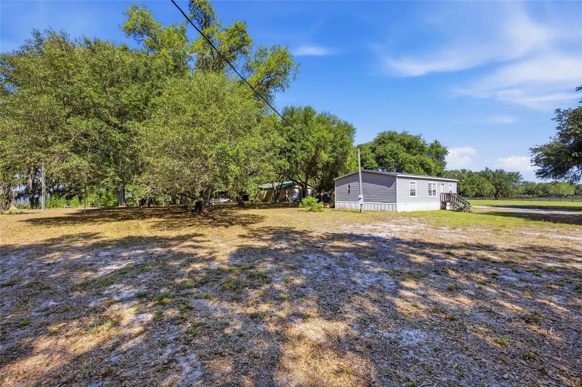 3980 SE 183rd Avenue Road Ocklawaha FL 32179