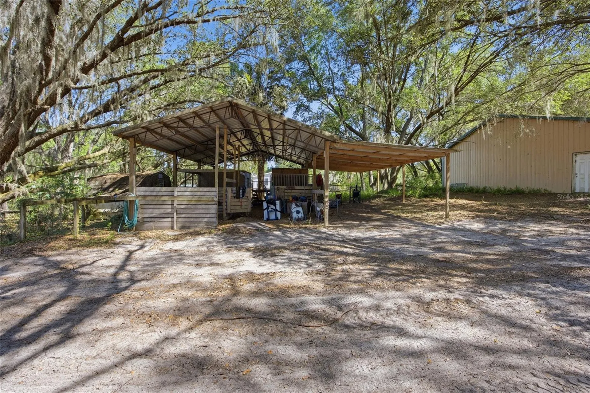 3980 SE 183rd Avenue Road Ocklawaha FL 32179