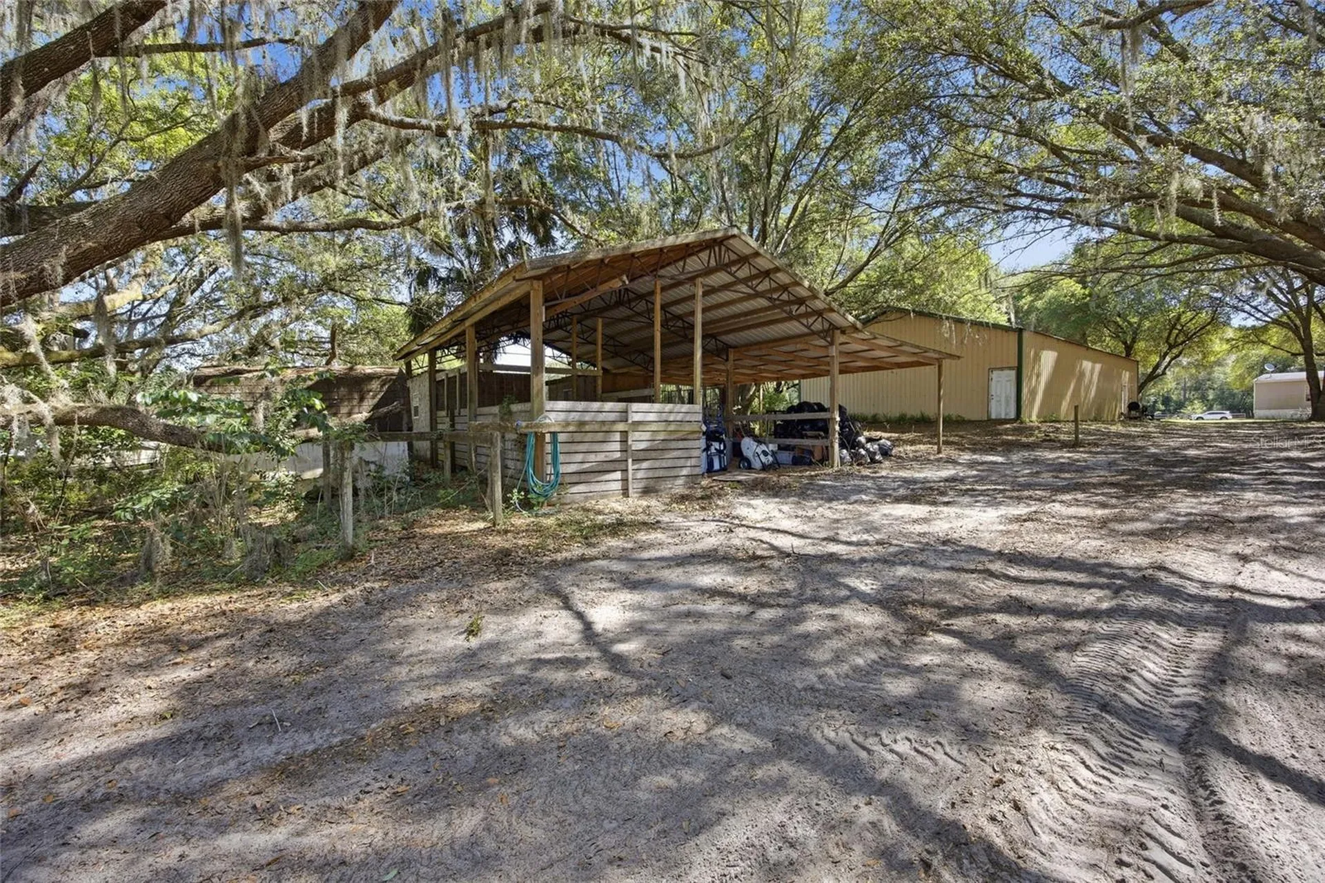 3980 SE 183rd Avenue Road Ocklawaha FL 32179