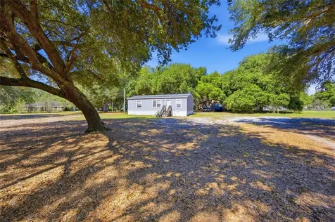 3980 SE 183rd Avenue Road Ocklawaha FL 32179