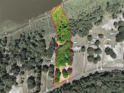 3980 SE 183rd Avenue Road Ocklawaha FL 32179