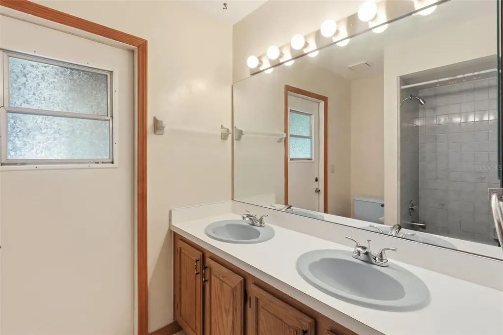 417 Glen Abbey Lane Debary FL 32713
