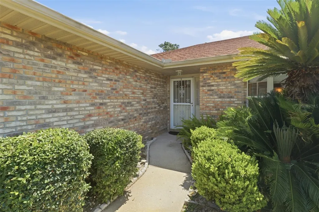 417 Glen Abbey Lane Debary FL 32713
