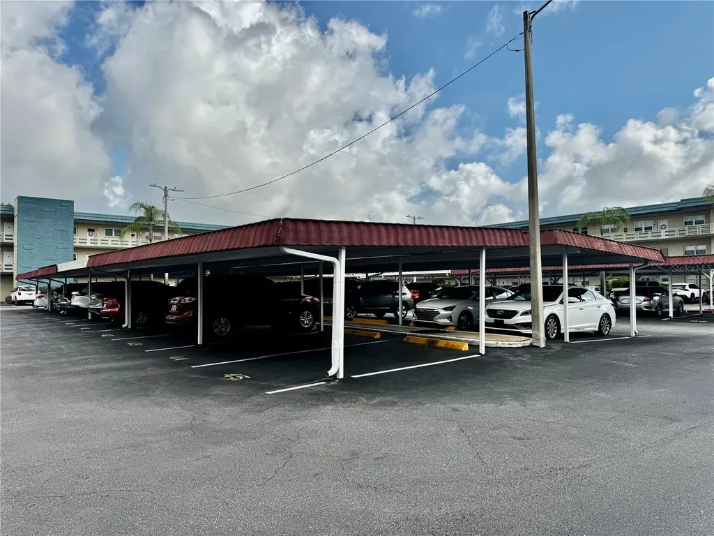 5660 80th Street N St Petersburg FL 33709