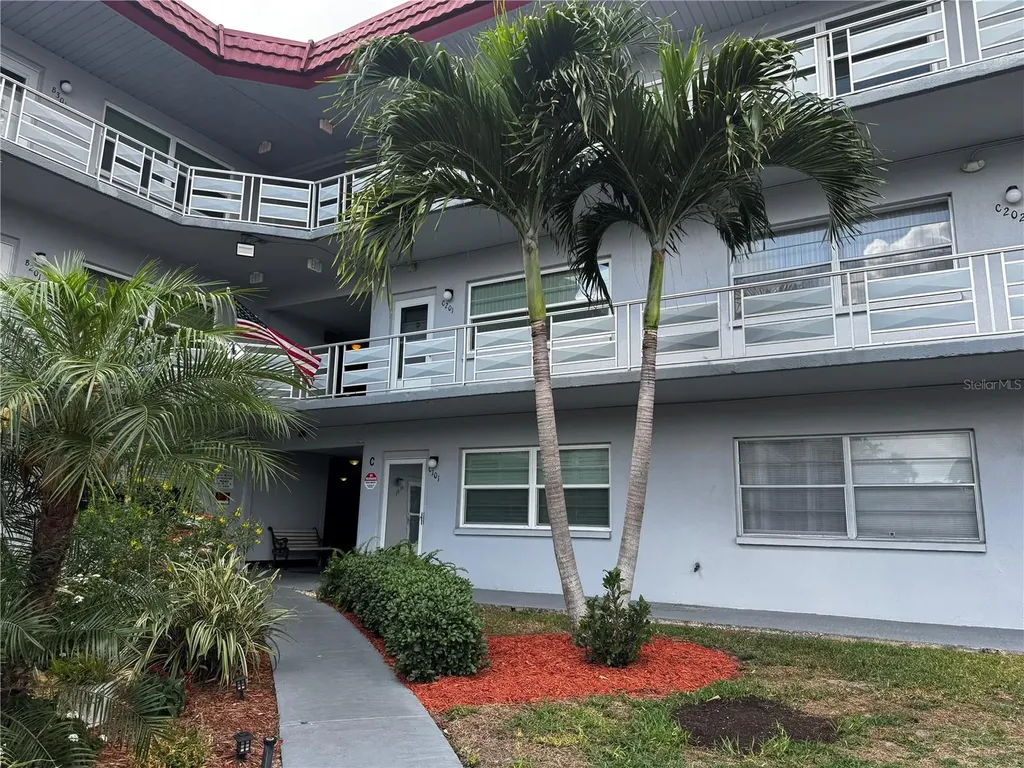 5660 80th Street N St Petersburg FL 33709