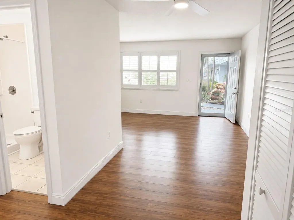 5660 80th Street N St Petersburg FL 33709