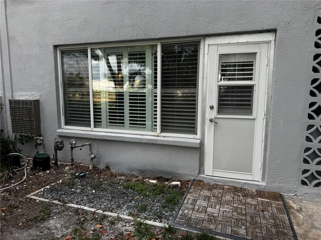 5660 80th Street N St Petersburg FL 33709