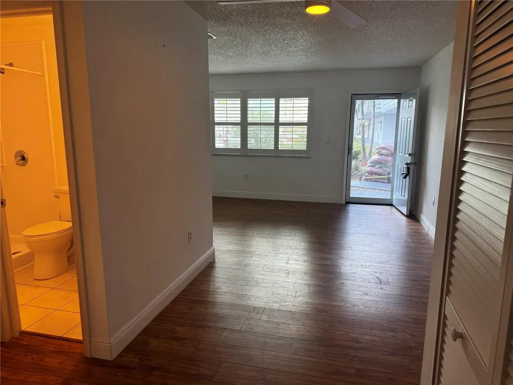 5660 80th Street N St Petersburg FL 33709