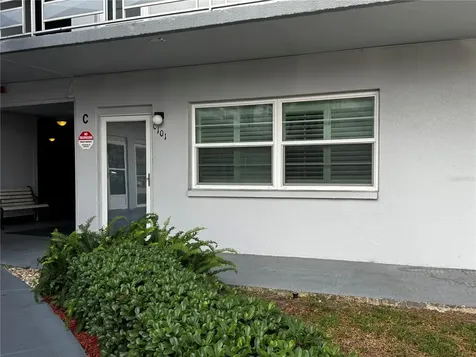 5660 80th Street N St Petersburg FL 33709