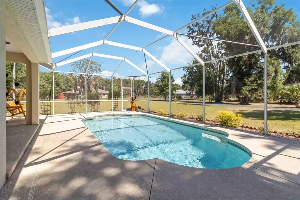 2313 Holden Lane Lithia FL 33547