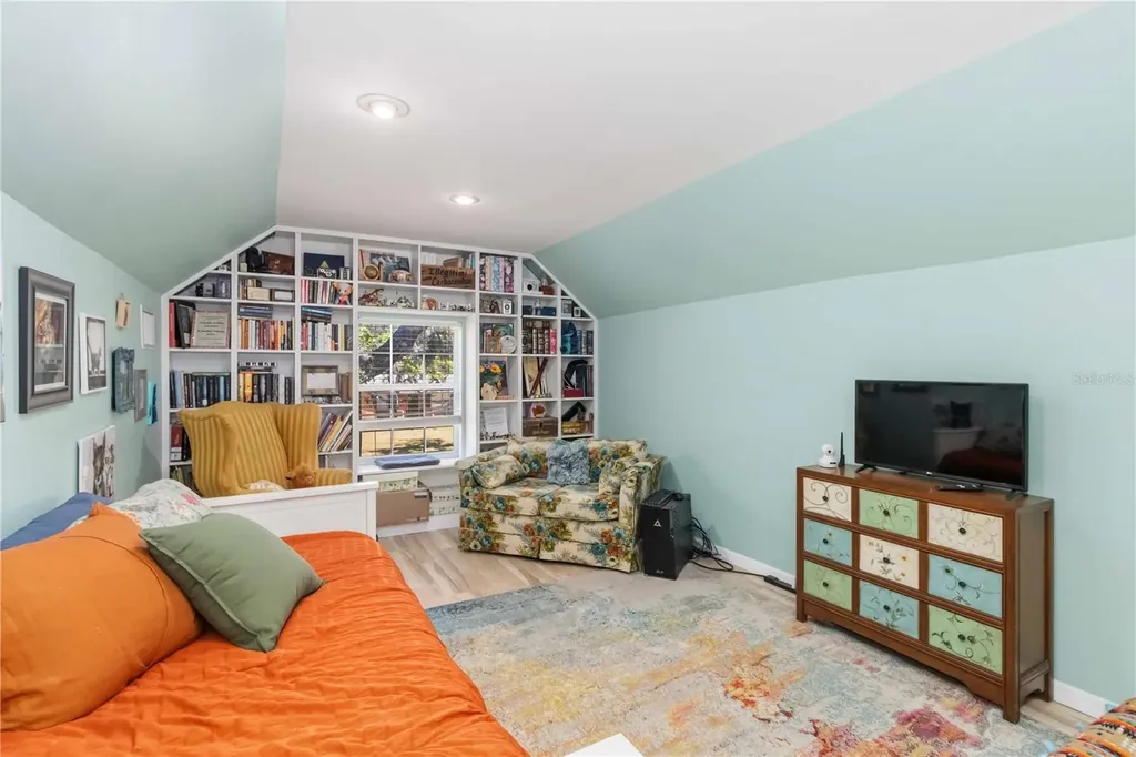 2313 Holden Lane Lithia FL 33547