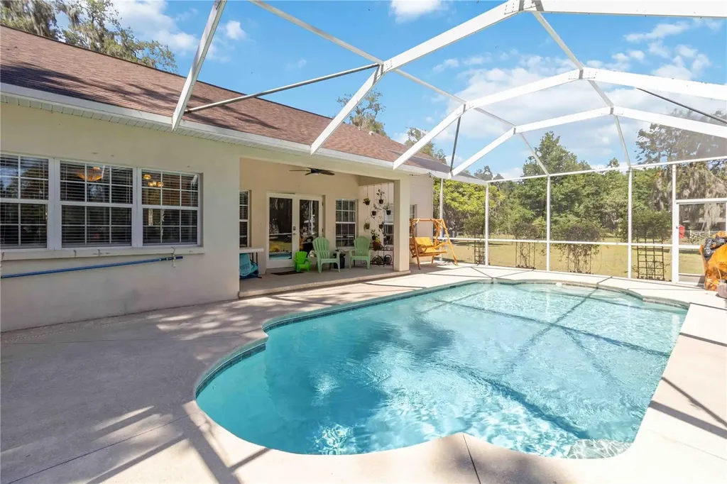 2313 Holden Lane Lithia FL 33547