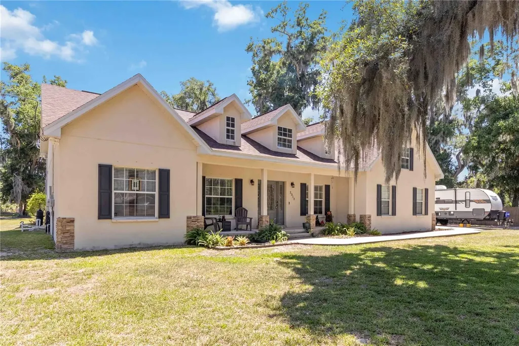 2313 Holden Lane Lithia FL 33547