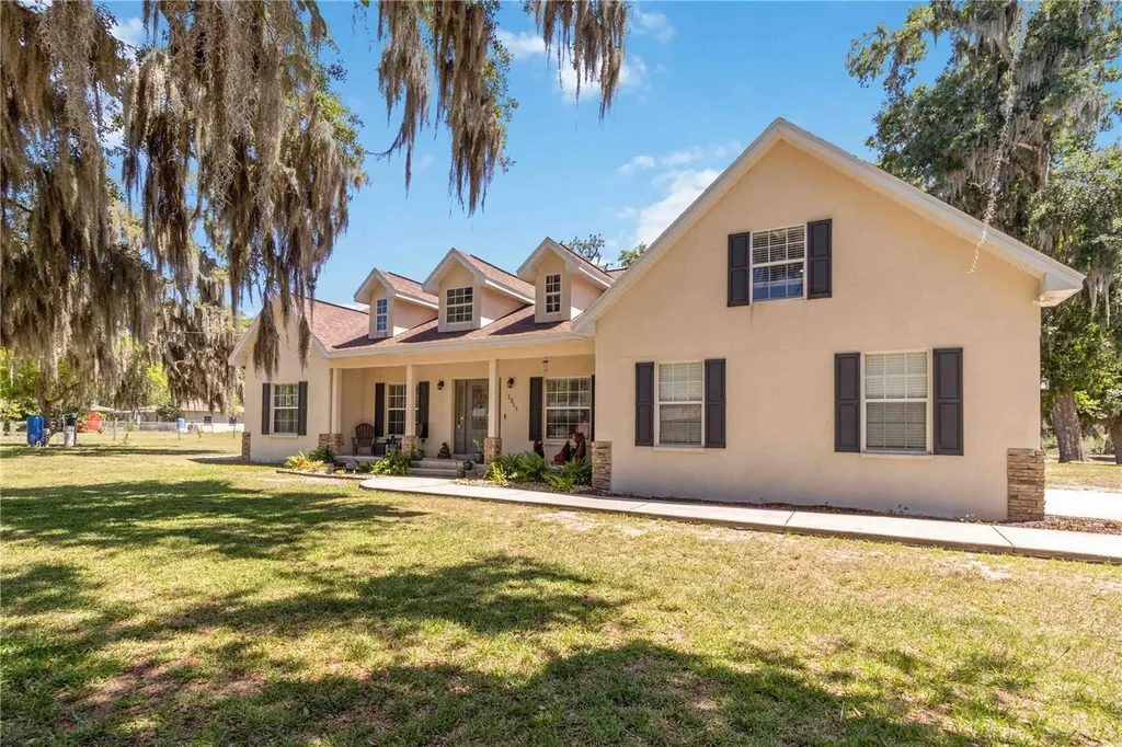 2313 Holden Lane Lithia FL 33547
