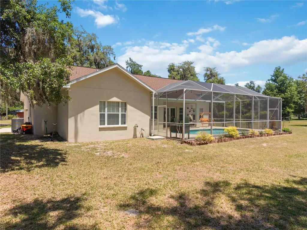 2313 Holden Lane Lithia FL 33547