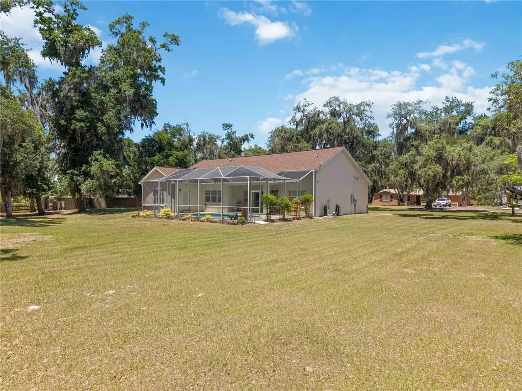 2313 Holden Lane Lithia FL 33547