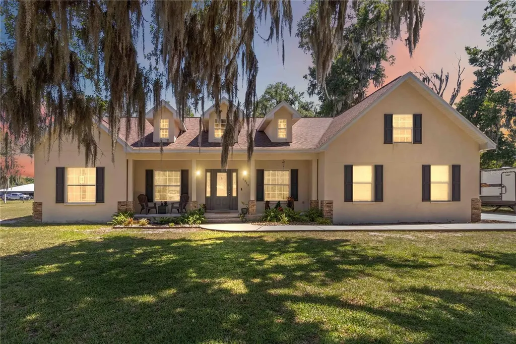 2313 Holden Lane Lithia FL 33547