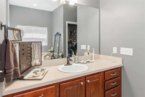 2313 Holden Lane Lithia FL 33547