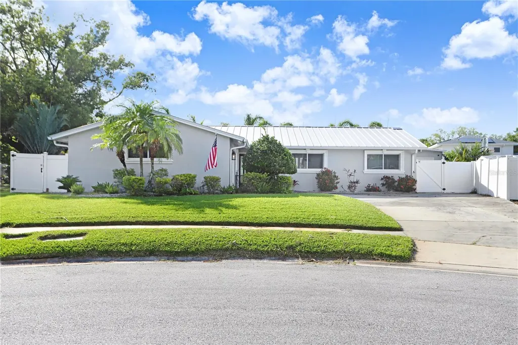 8404 Blackstone Court Tampa FL 33615