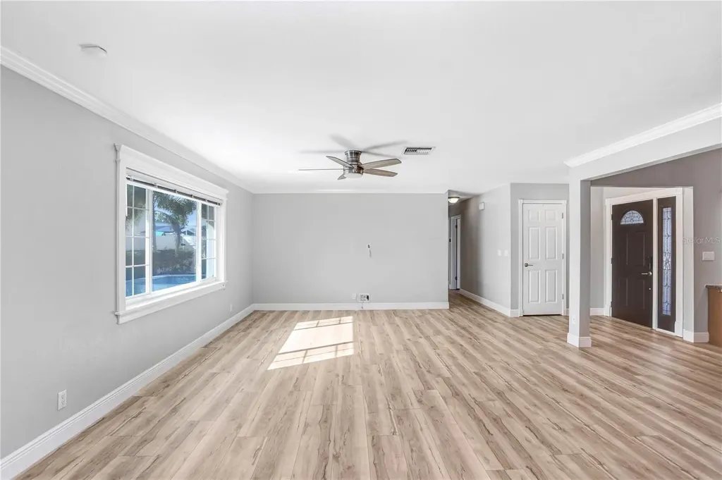8404 Blackstone Court Tampa FL 33615