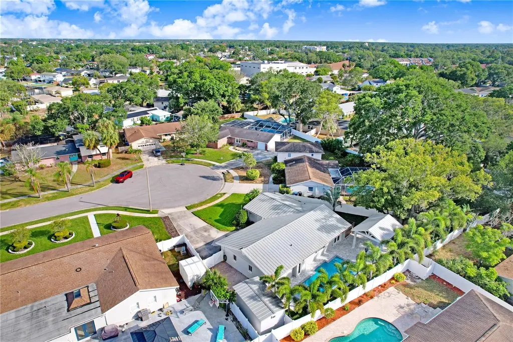 8404 Blackstone Court Tampa FL 33615