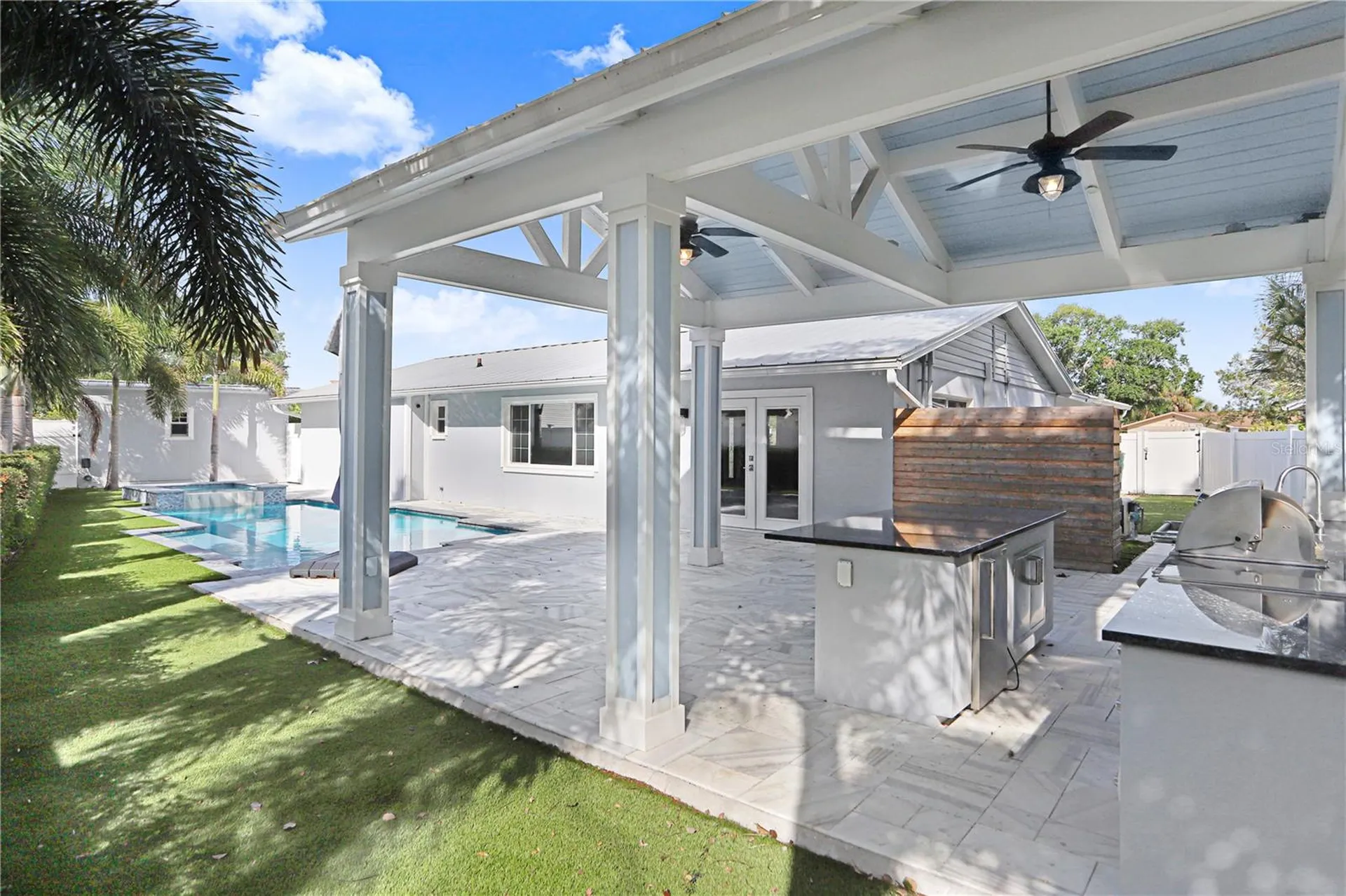 8404 Blackstone Court Tampa FL 33615