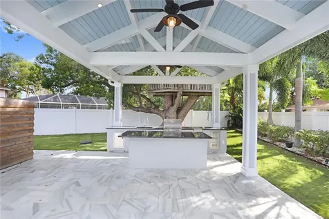 8404 Blackstone Court Tampa FL 33615