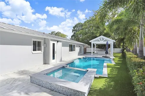 8404 Blackstone Court Tampa FL 33615