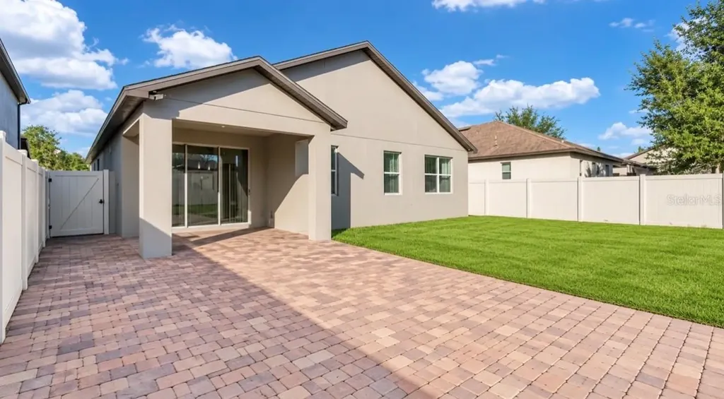 5160 Appenine Loop E St Cloud FL 34771