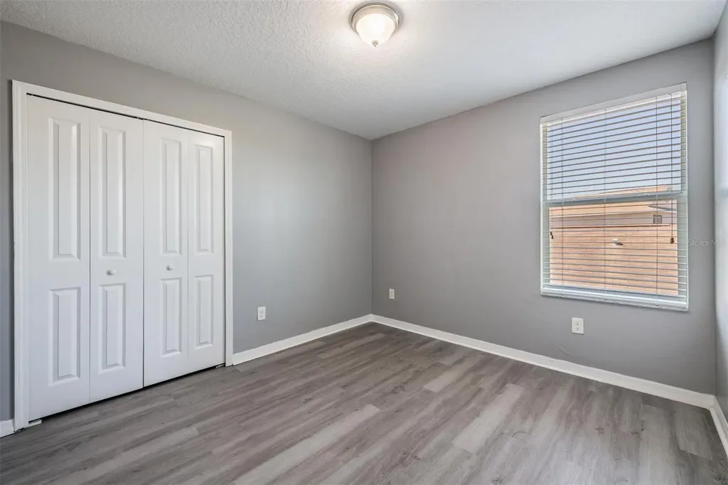 253 Cascade Bend Drive Ruskin FL 33570