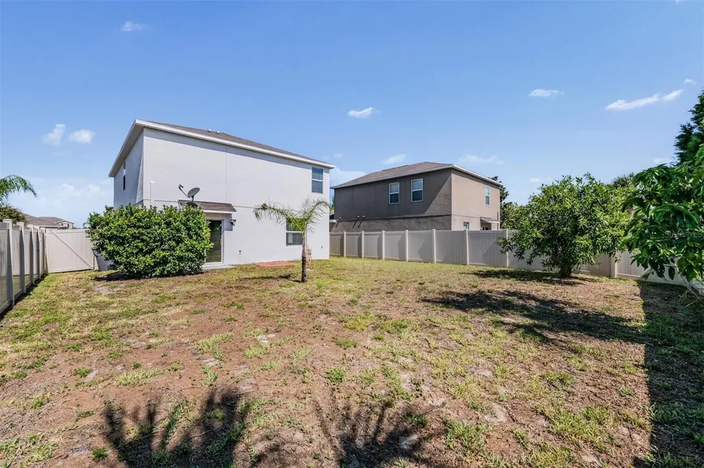 253 Cascade Bend Drive Ruskin FL 33570