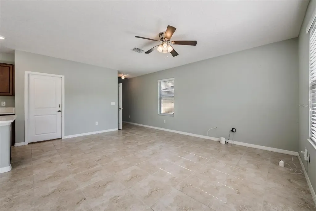 253 Cascade Bend Drive Ruskin FL 33570