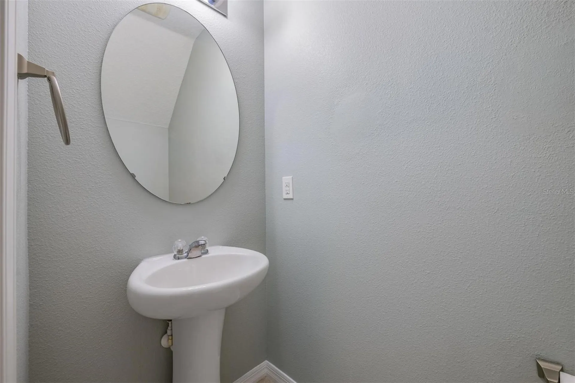 253 Cascade Bend Drive Ruskin FL 33570