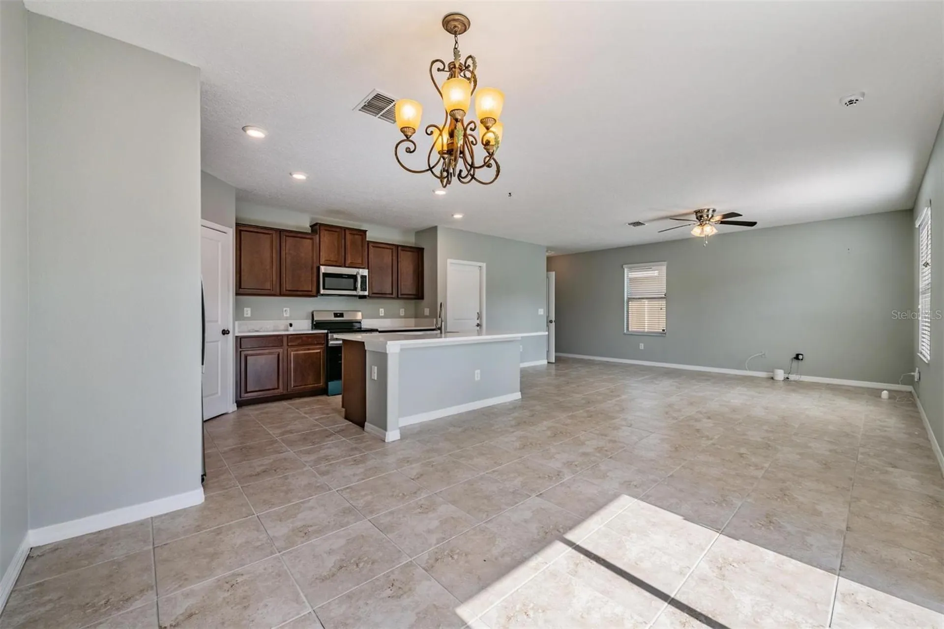 253 Cascade Bend Drive Ruskin FL 33570