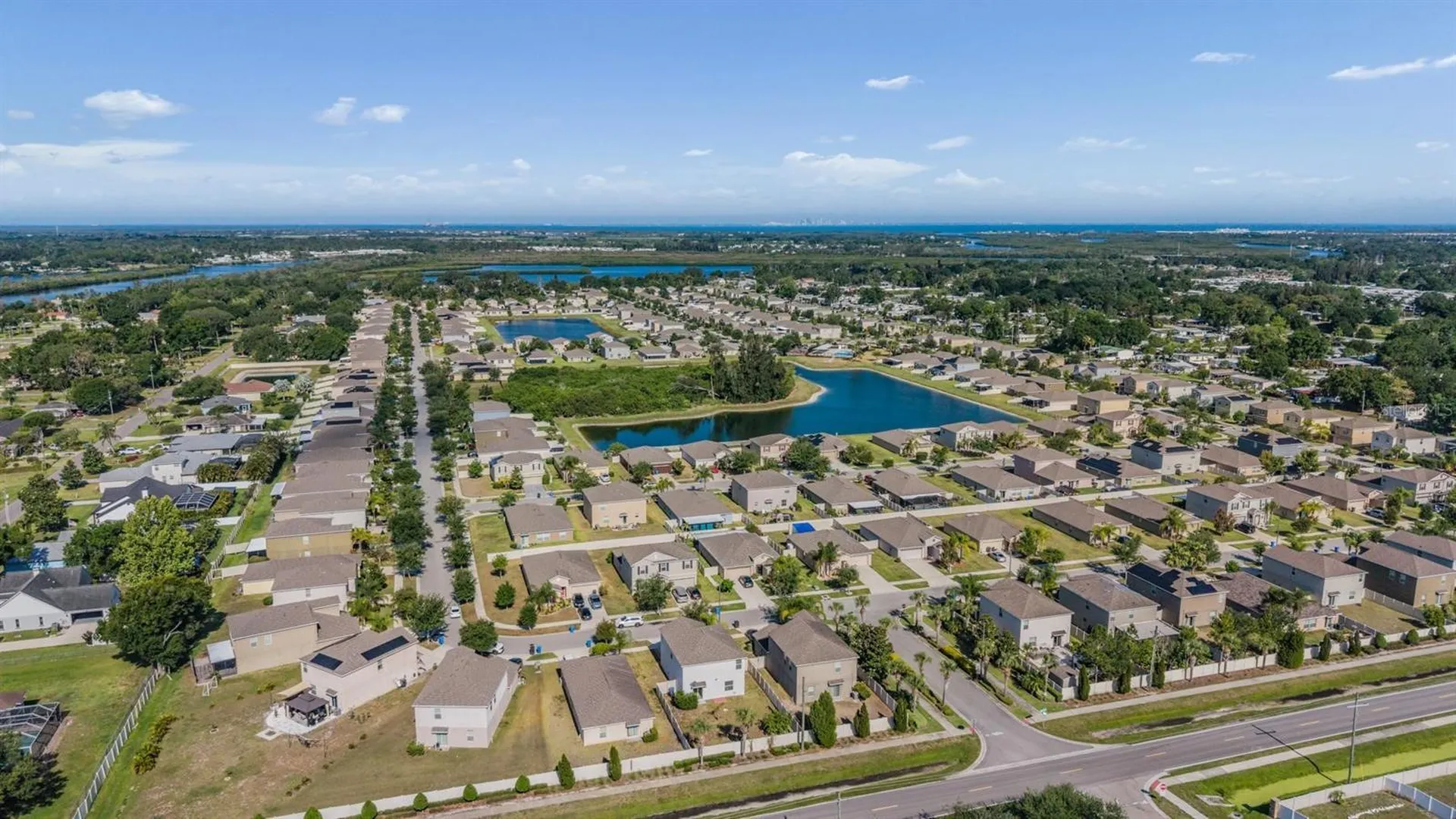 253 Cascade Bend Drive Ruskin FL 33570