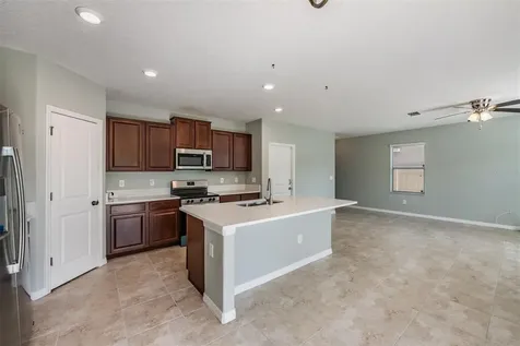 253 Cascade Bend Drive Ruskin FL 33570
