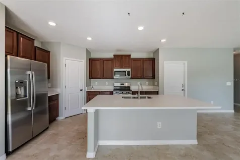 253 Cascade Bend Drive Ruskin FL 33570