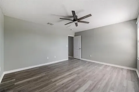 253 Cascade Bend Drive Ruskin FL 33570