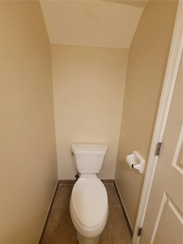 260 15th Avenue NE St Petersburg FL 33704