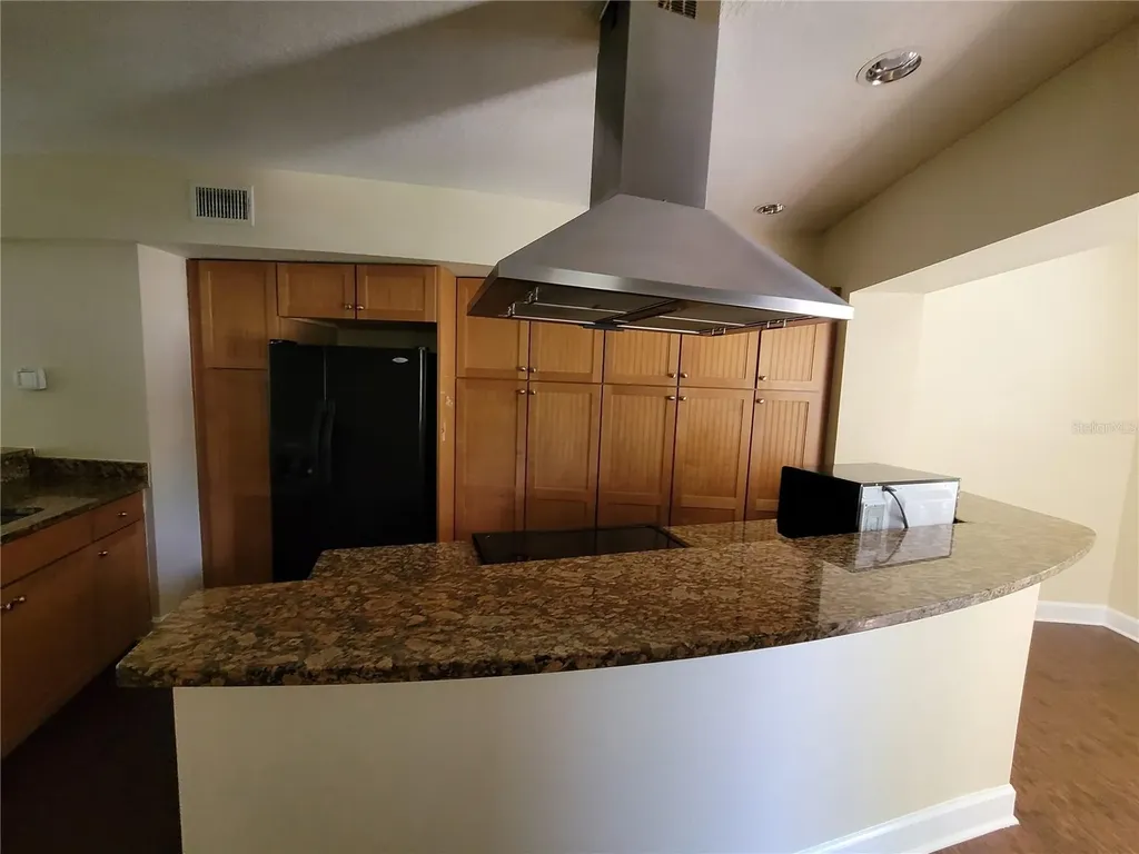 260 15th Avenue NE St Petersburg FL 33704