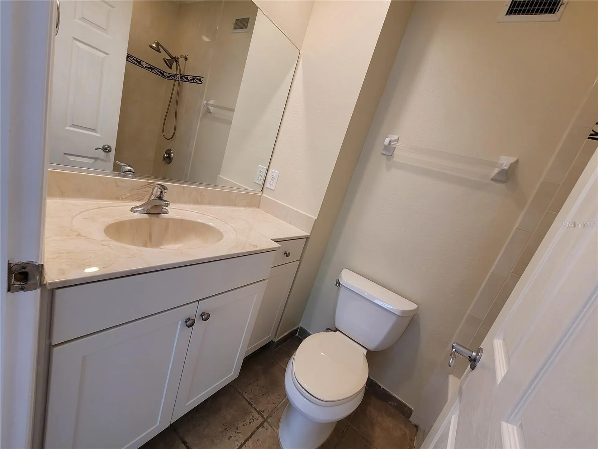 260 15th Avenue NE St Petersburg FL 33704