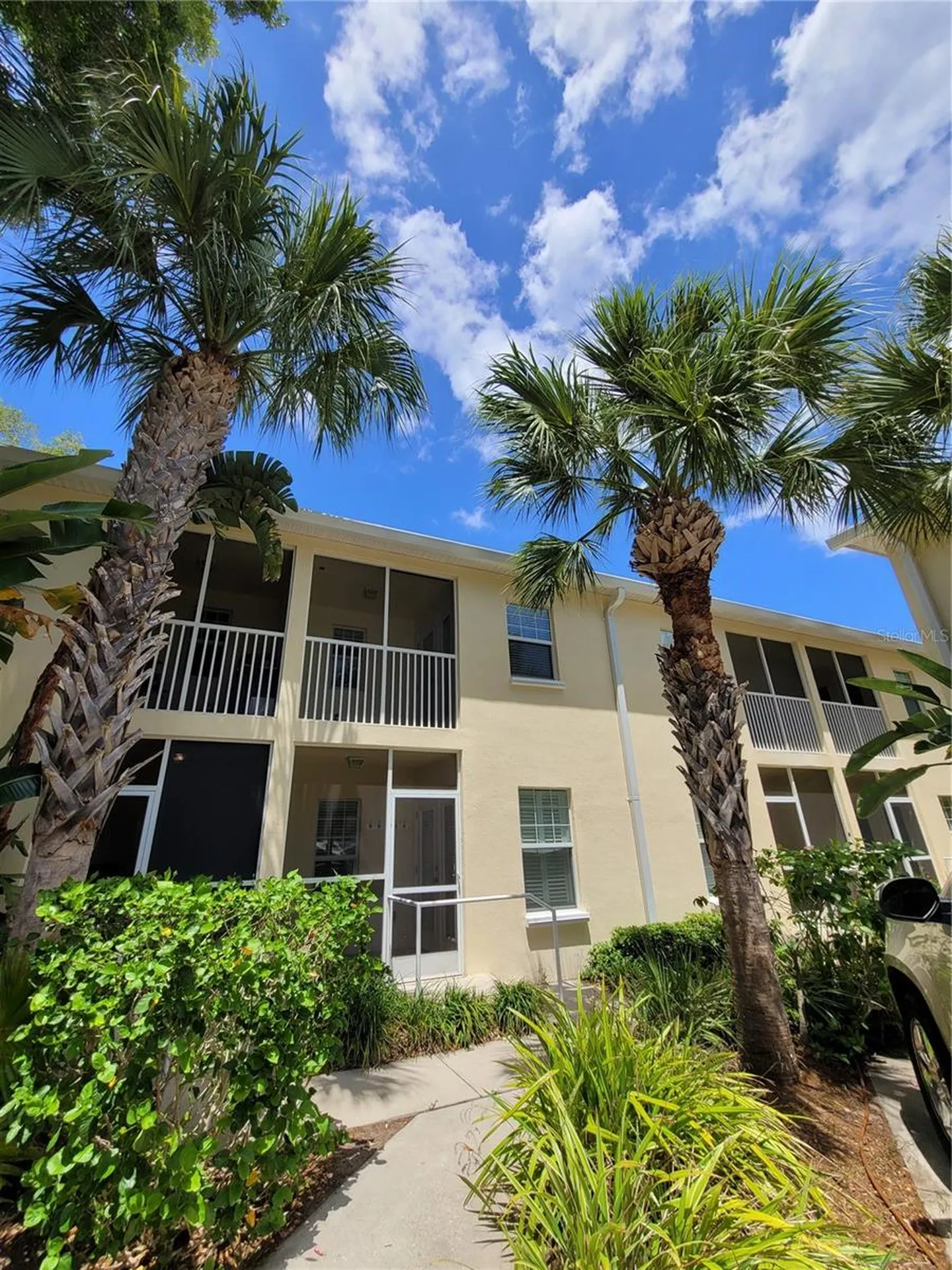 260 15th Avenue NE St Petersburg FL 33704